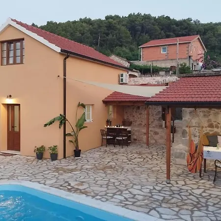 빌라 House 